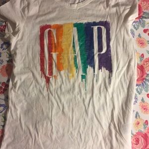 Rainbow gap shirt away